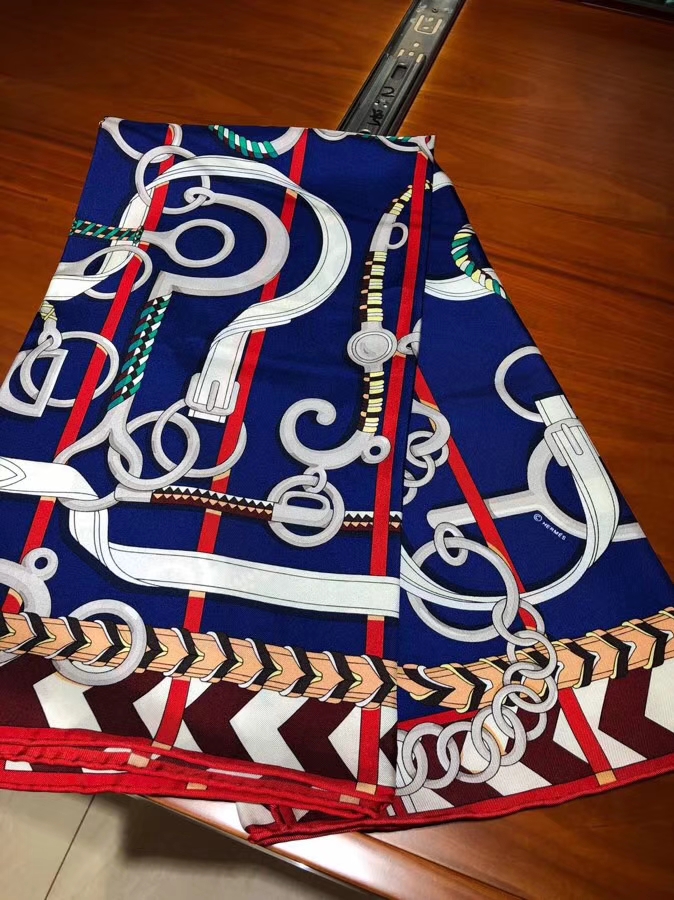 Elegant Hermes 2018 Autumn New Scarf 90*90CM 100%Silk in Blue &#038; White