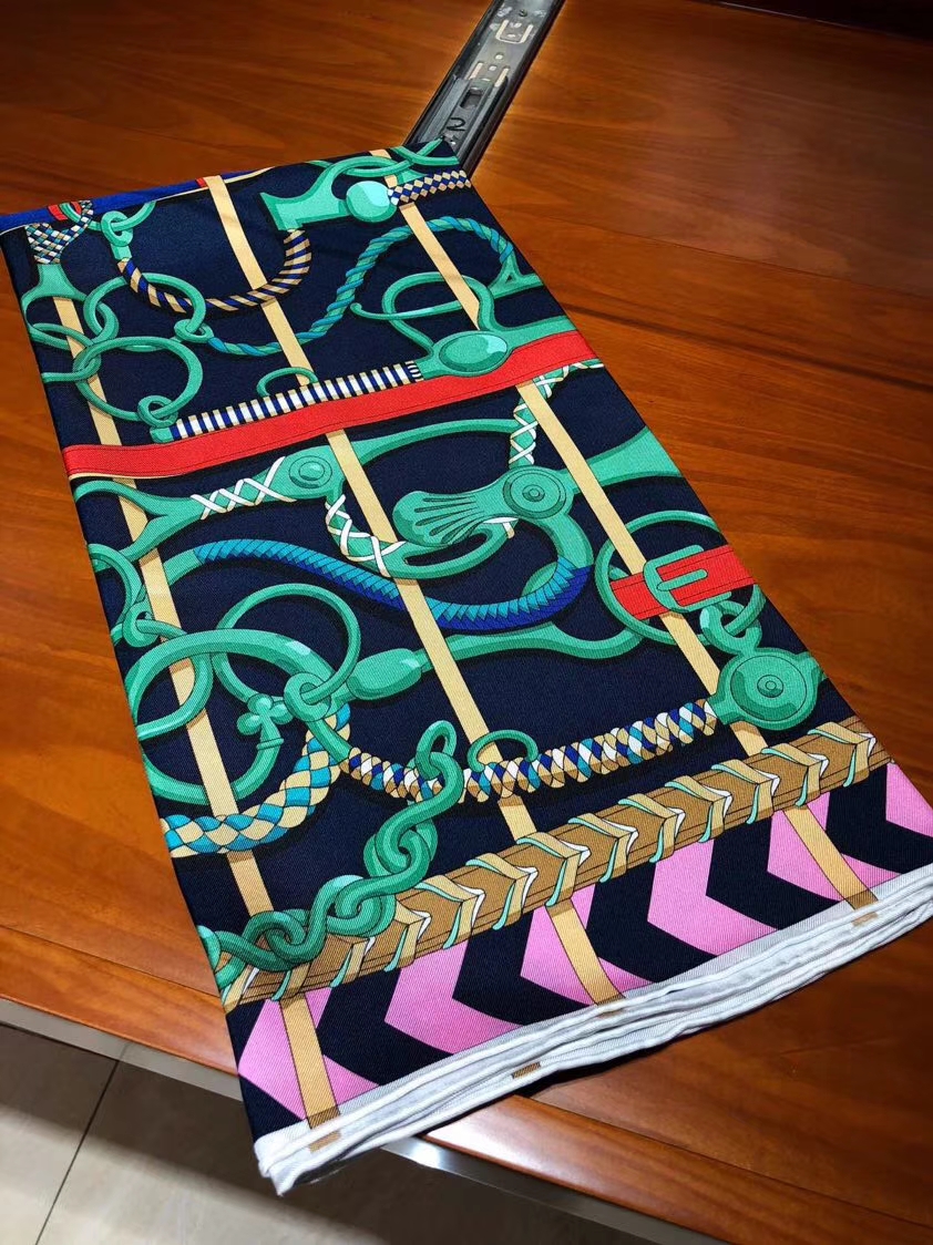 Discount Hermes Dark Blue 100%Silk 2018 Autumn New Scarf 90*90cm