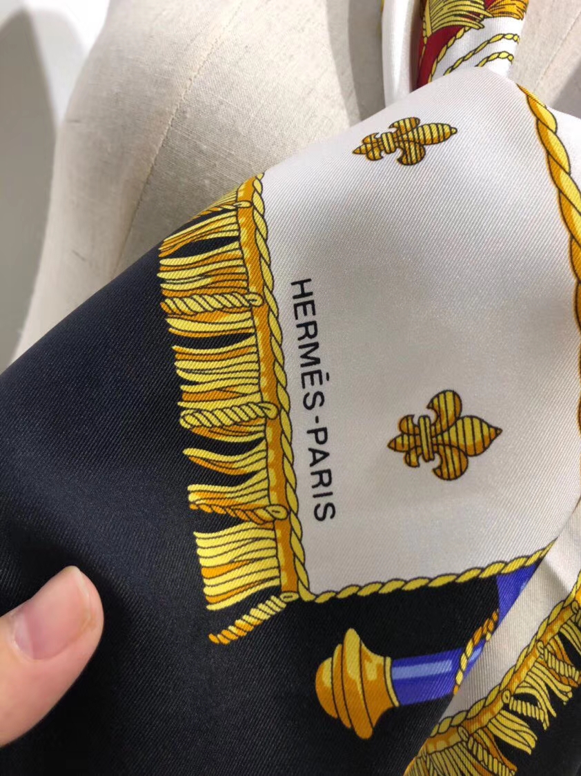 Hermes 2018 New 100%Mulberry Silk Black Square Women&#8217;s Silk Scarf 90*90cm