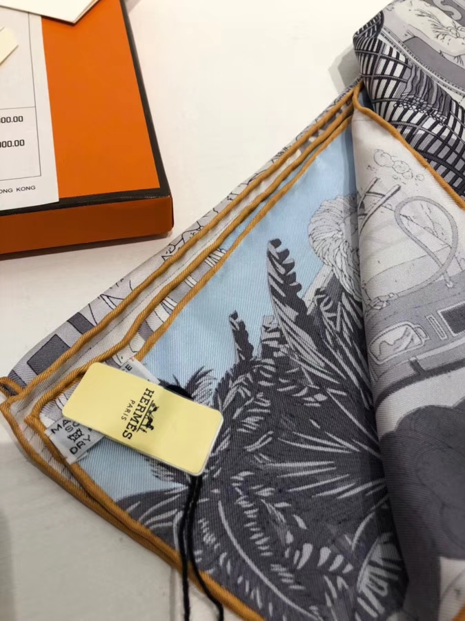 Wholesale Hermes 2018 New Light Blue Real Silk Square Scarf 90*90CM