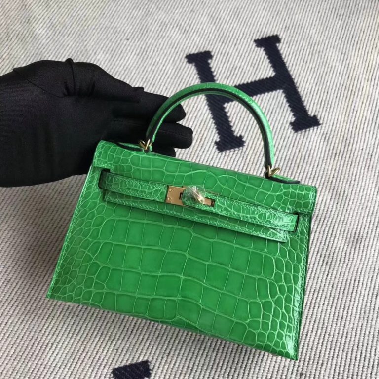 Hermes Shiny Crocodile Minikelly-2 Evening Clutch Bag in 1L Cacti Green
