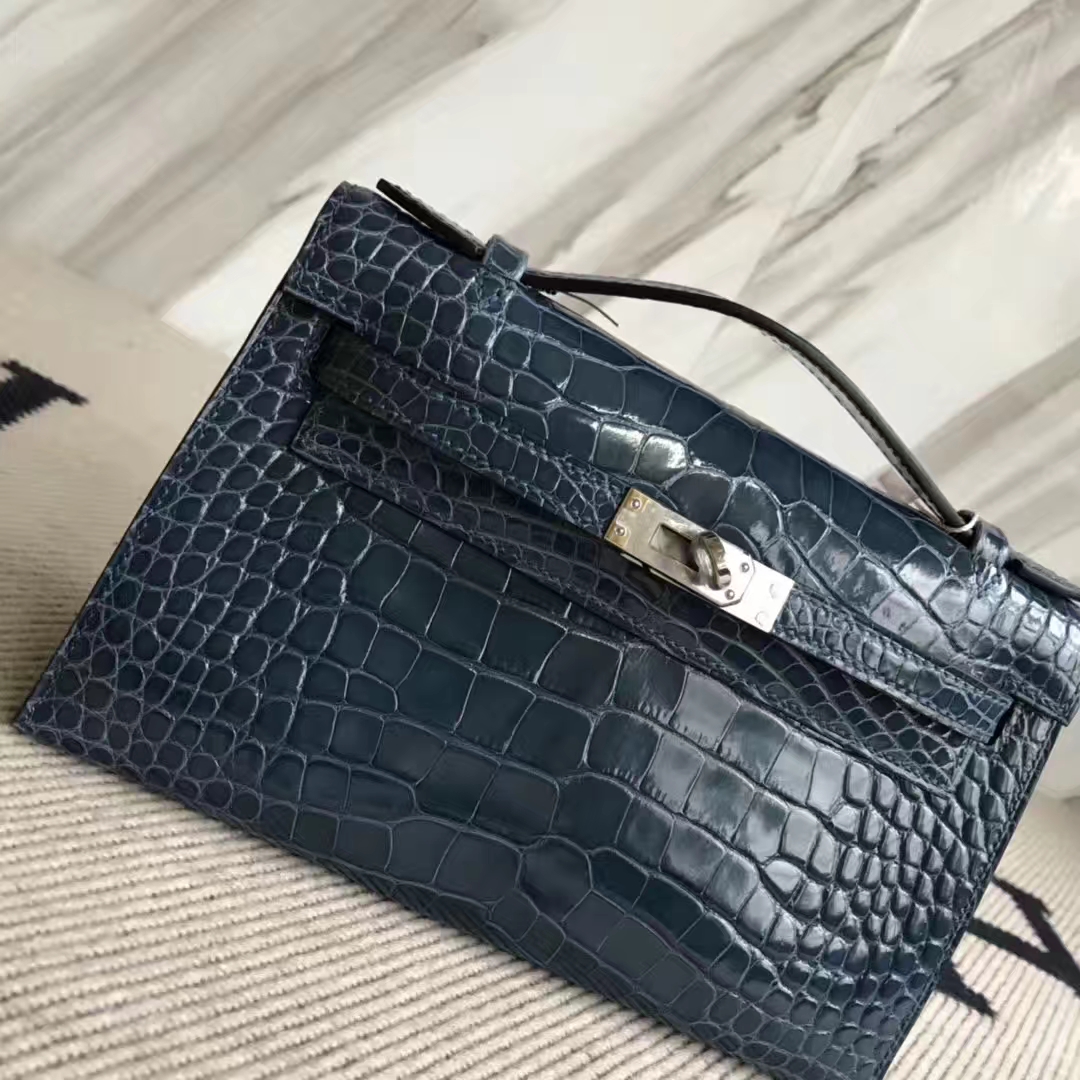 New Hermes Alligator Shiny Crocodile Minikelly Clutch Bag in 1P Blue Colvert Silver Hardware