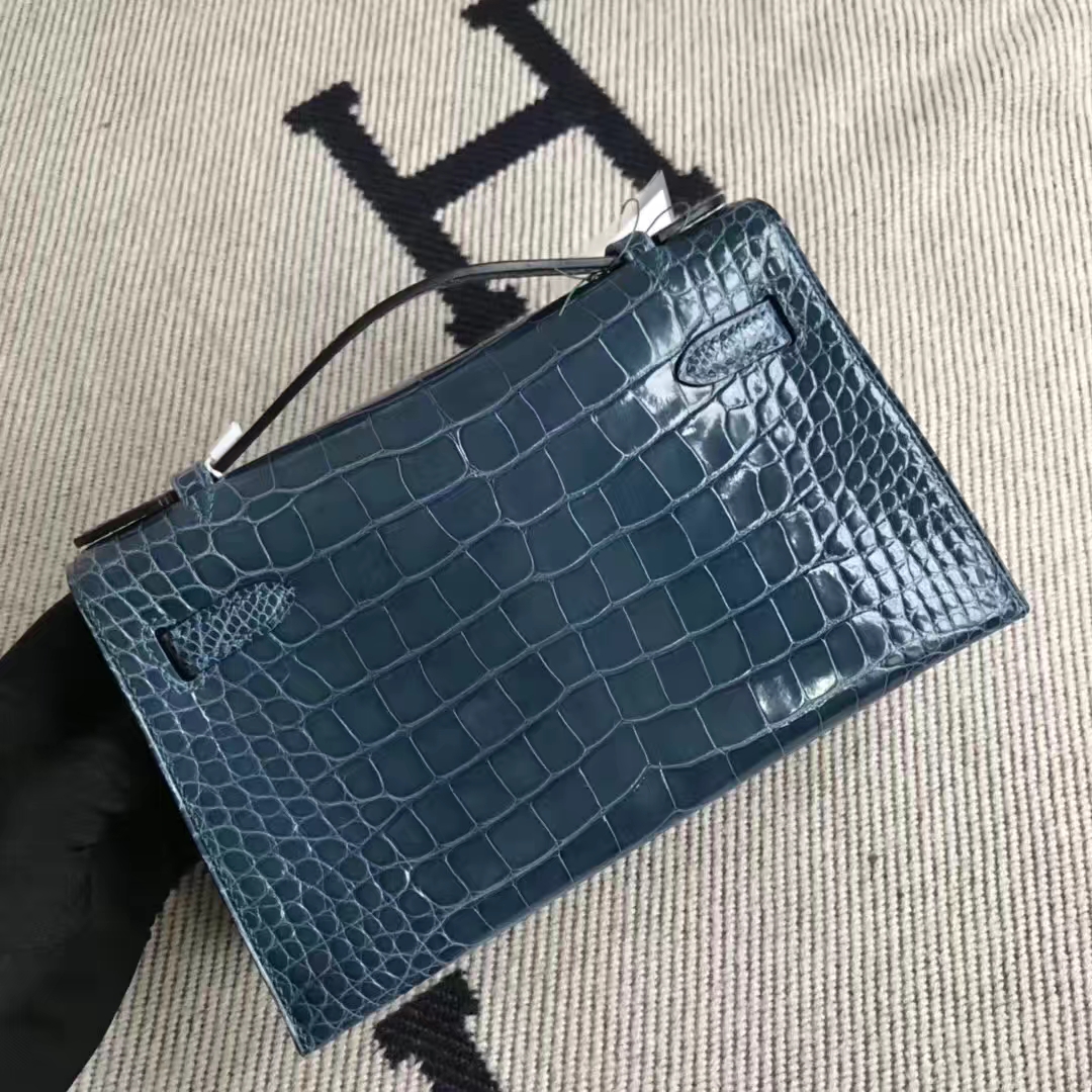 New Hermes Alligator Shiny Crocodile Minikelly Clutch Bag in 1P Blue Colvert Silver Hardware