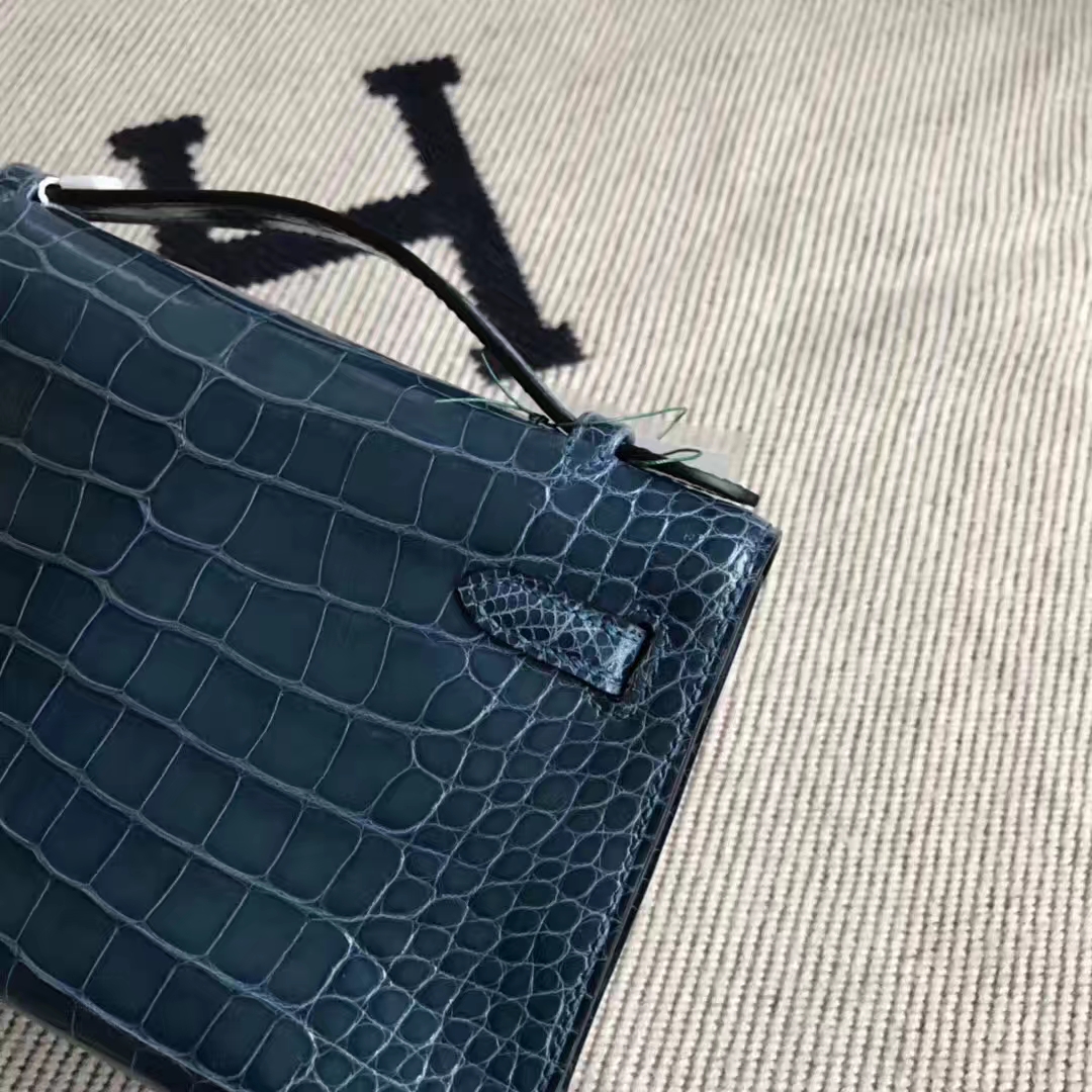 New Hermes Alligator Shiny Crocodile Minikelly Clutch Bag in 1P Blue Colvert Silver Hardware