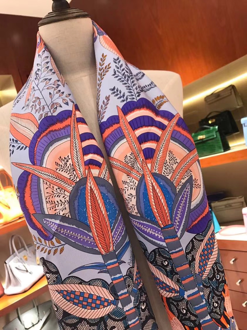 Discount Hermes Blue Real Silk Classic Printed Women’s Square Scarf 90*90CM