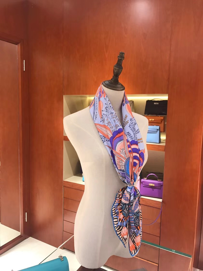 Discount Hermes Blue Real Silk Classic Printed Women’s Square Scarf 90*90CM