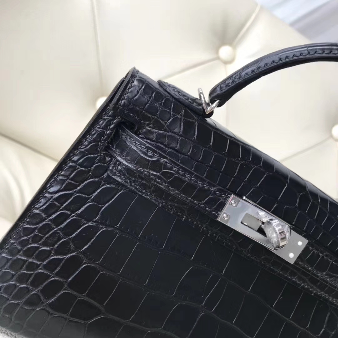 Elegant Hermes CK89 Black Alligator Matt Crocodile Minikelly-2 Clutch Bag Silver Hardware