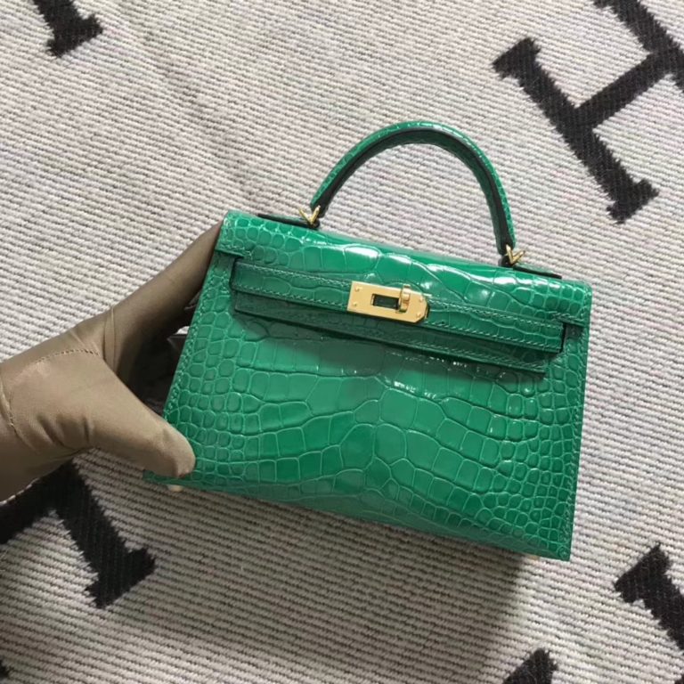 Hermes Emerald Green Shiny Crocodile Leather Minikelly-2 Clutch Bag Gold Hardware