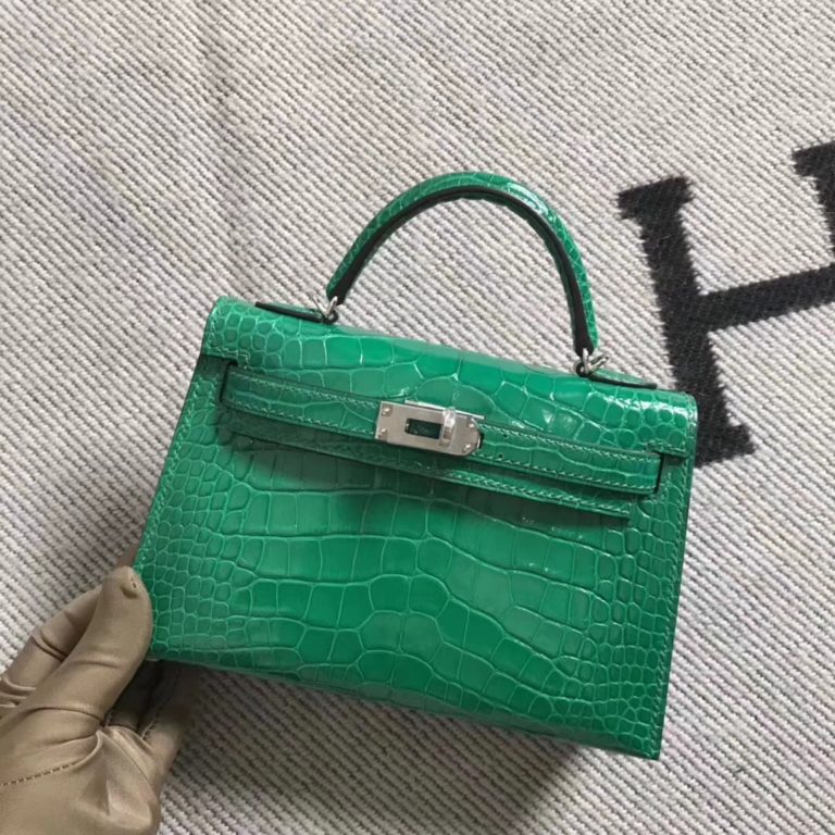 Hermes Shiny Crocodile Minikelly-2 Evening Bag in Emerald Green Silver Hardware