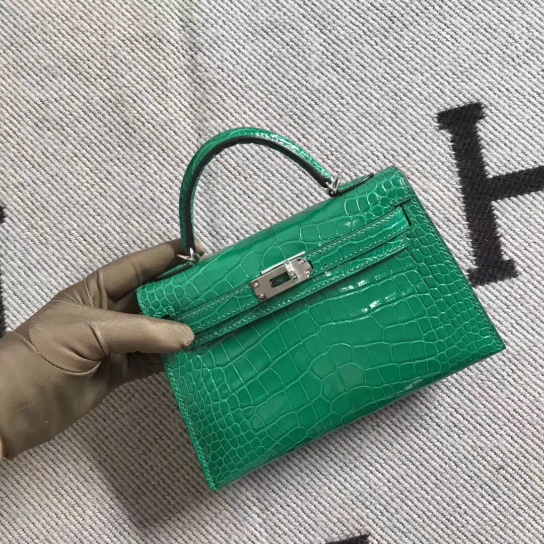 Noble Hermes Shiny Crocodile Minikelly-2 Evening Bag in Emerald Green Silver Hardware