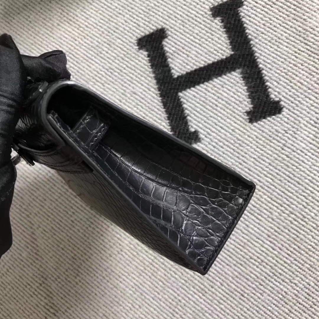 Sale Hermes Black Matt Crocodile Leather Minikelly-2 Evening Clutch Bag Silver Hardware