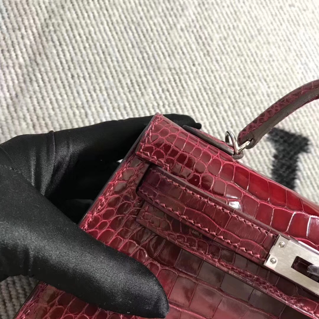 Luxury Hermes  Minikelly-2 Clutch Bag in Wine Red Shiny Crocodile Leather Silver Hardware