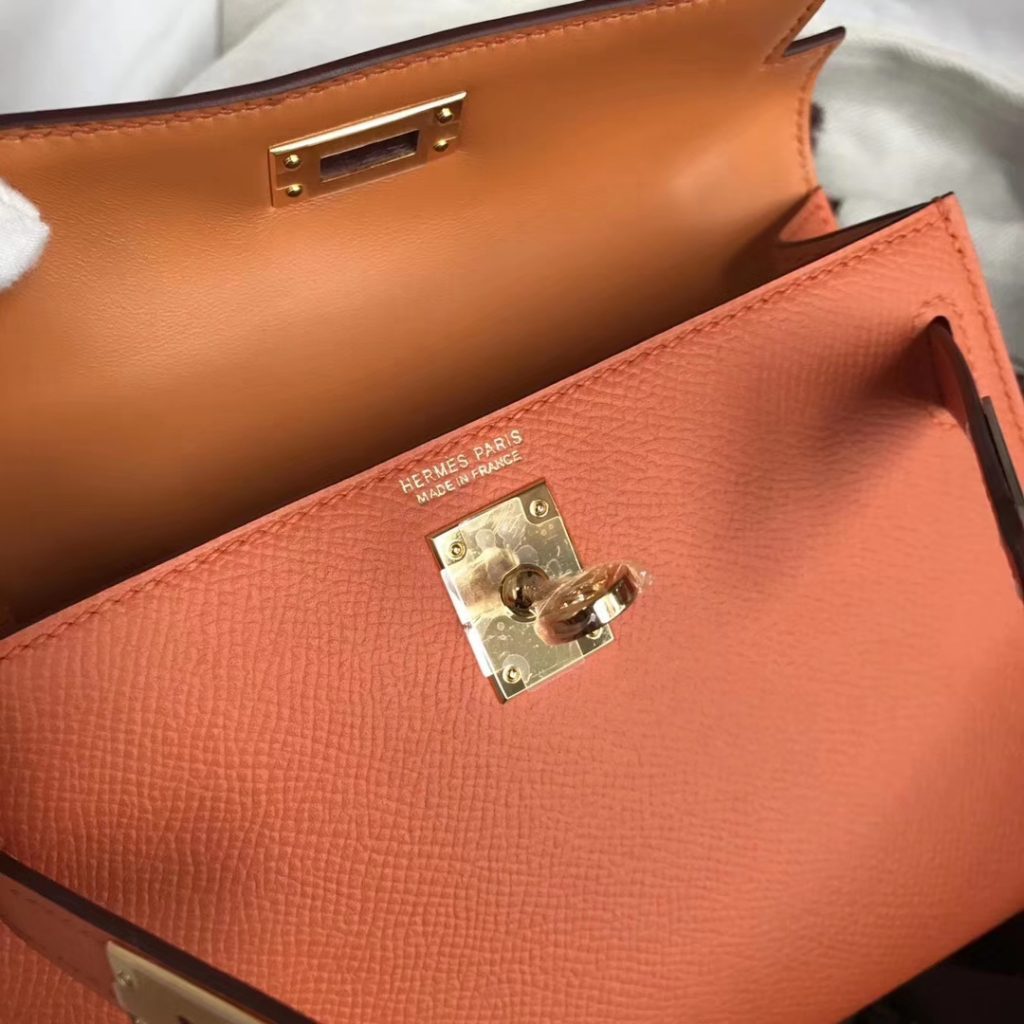Hand Stitching Hermes Epsom Calf Minikelly-2 Clutch Bag in 93 Orange Gold Hardware