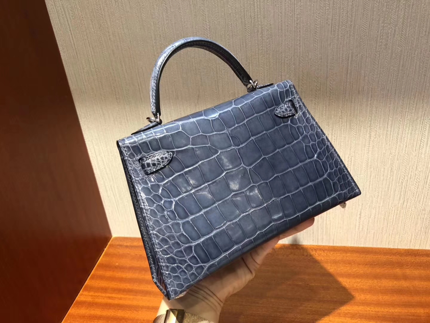 Stock Hermes N7 Blue Tempete Shiny Crocodile Minikelly-2 Evening Clutch Bag Silver Hardware