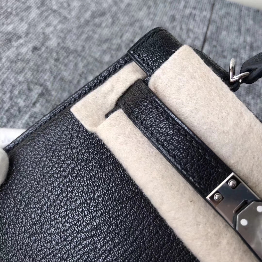 Stock Hermes CK89 Noir Chevre Leather Minikelly-2 Evening Bag Silver Hardware