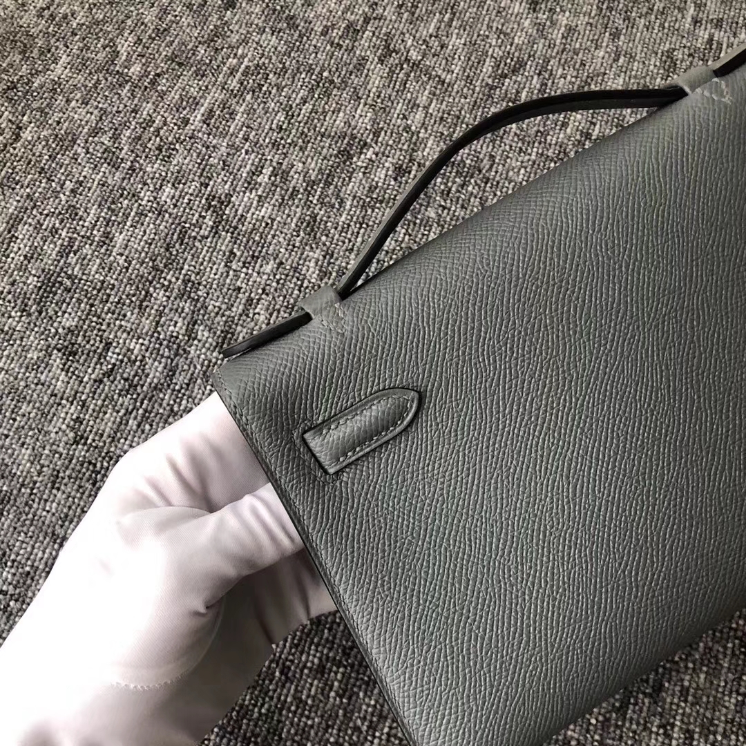 Elegant Hermes Minikelly Pochette Clutch Bag CK63 Vert Apricot Epsom Calf Silver Hardware