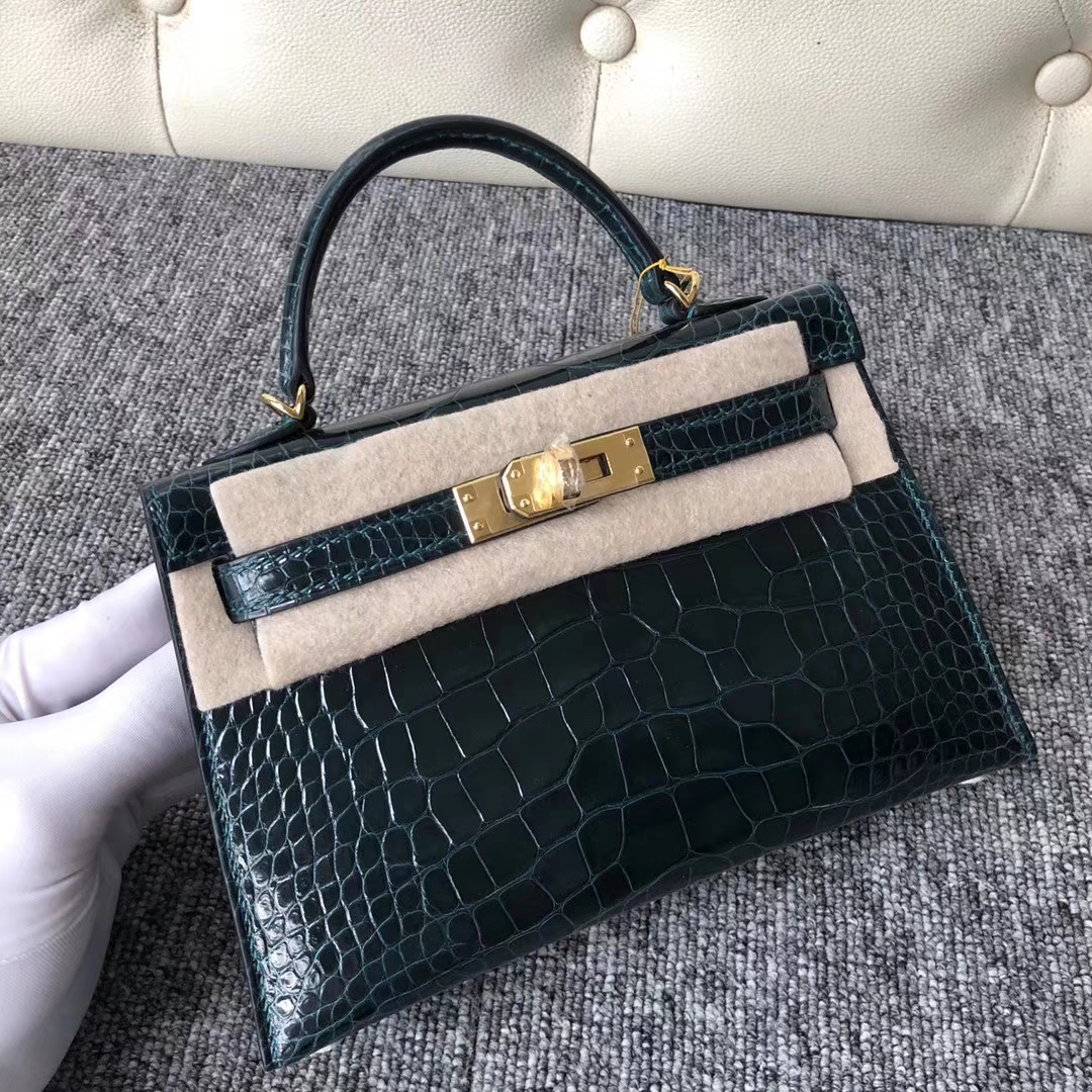 Customize Hermes Shiny Crocodile Minikelly-2 Evening Bag in 6O Vert Cypress Gold Hardware