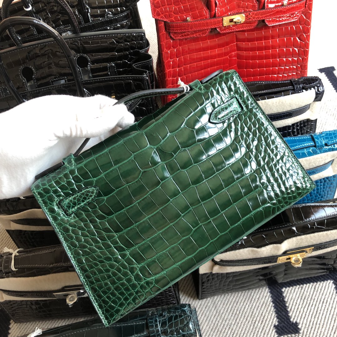 Stock Hermes Alligator Crocodile Minikelly Evening Bag in CK67 Vert Fonce Gold Hardware