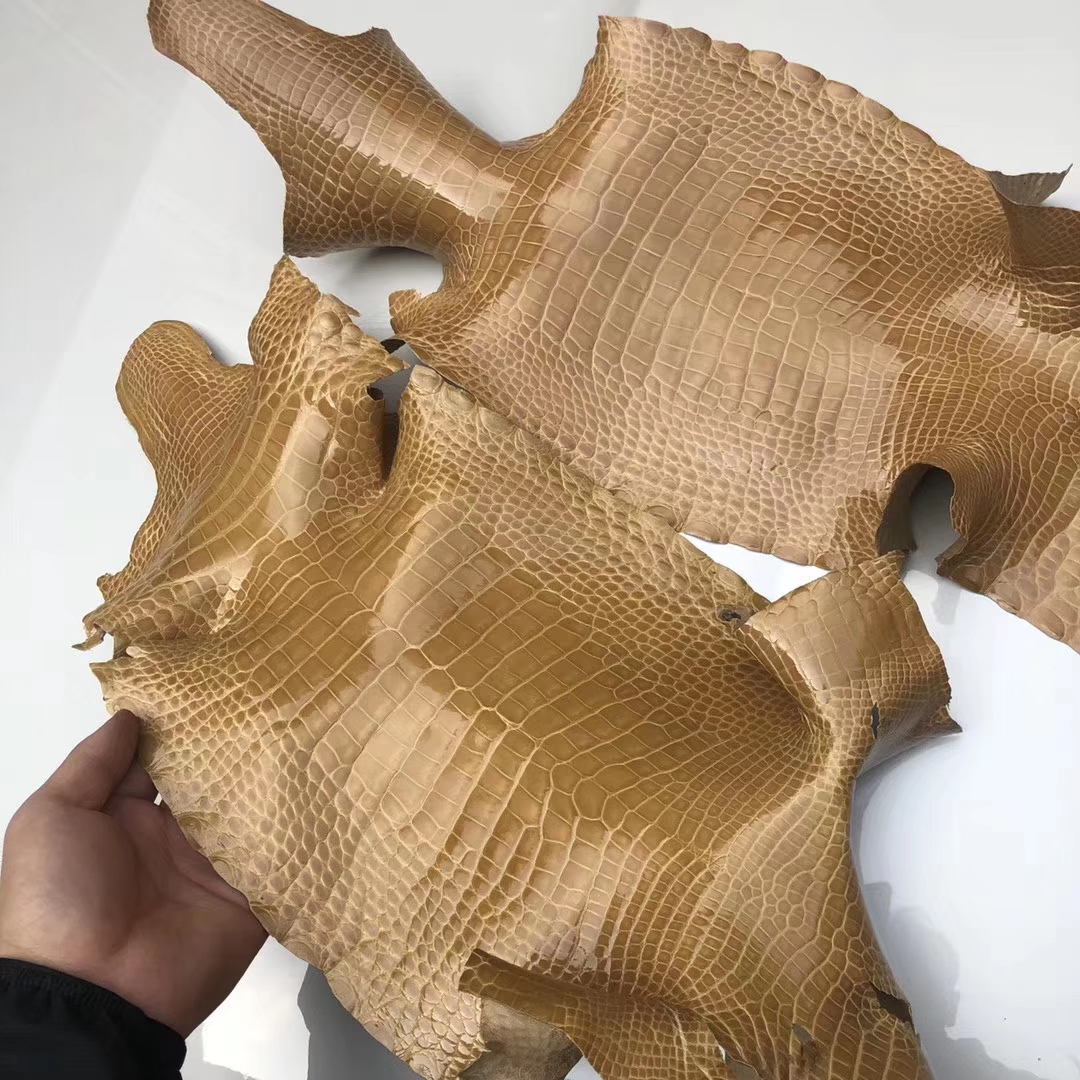 New Arrival Hermes 1C Apricot Alligator Shiny Crocodile Leather Constance Bags Customize