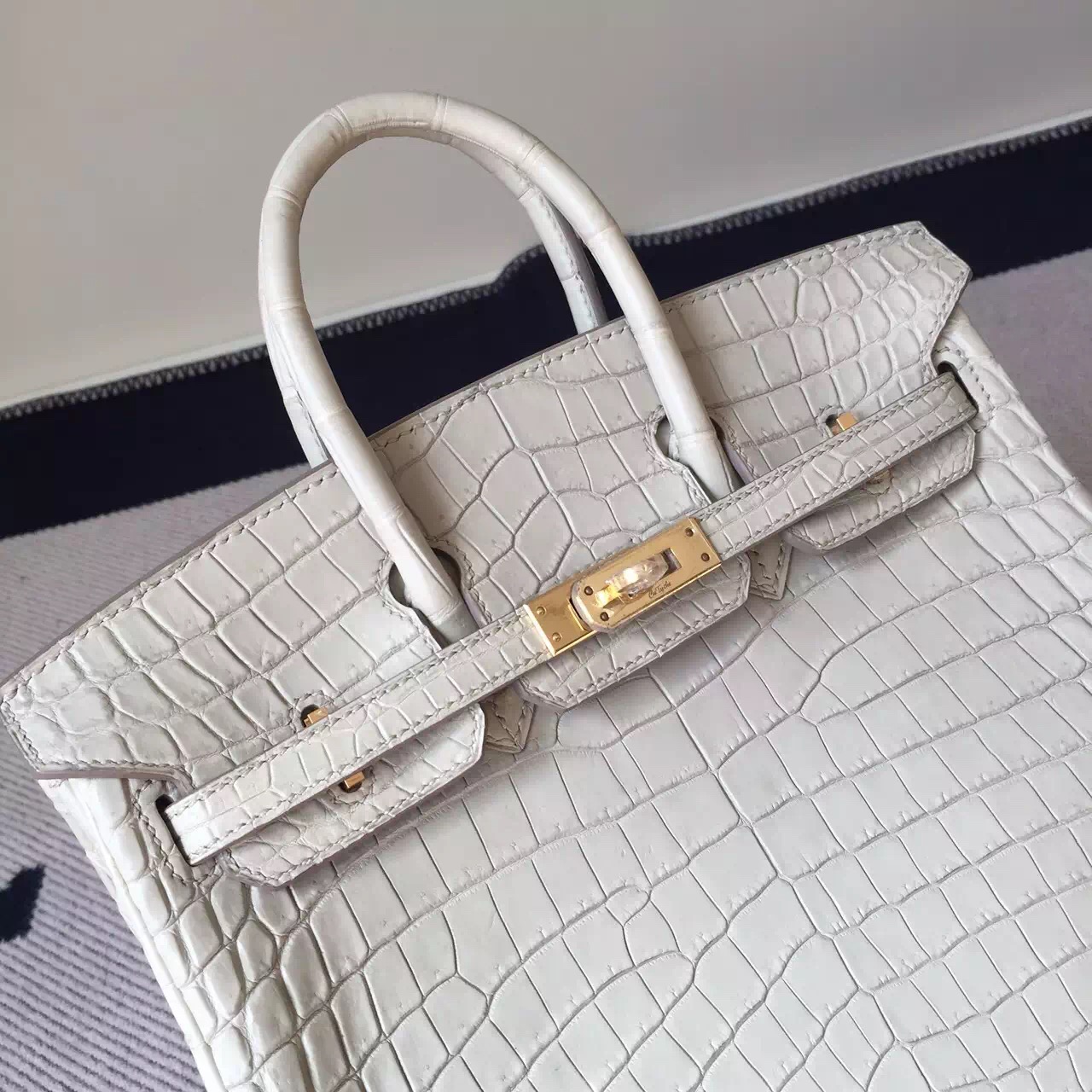 Sale Hermes Crocodile matt Leather Birkin Bag 25cm in 8L Beton