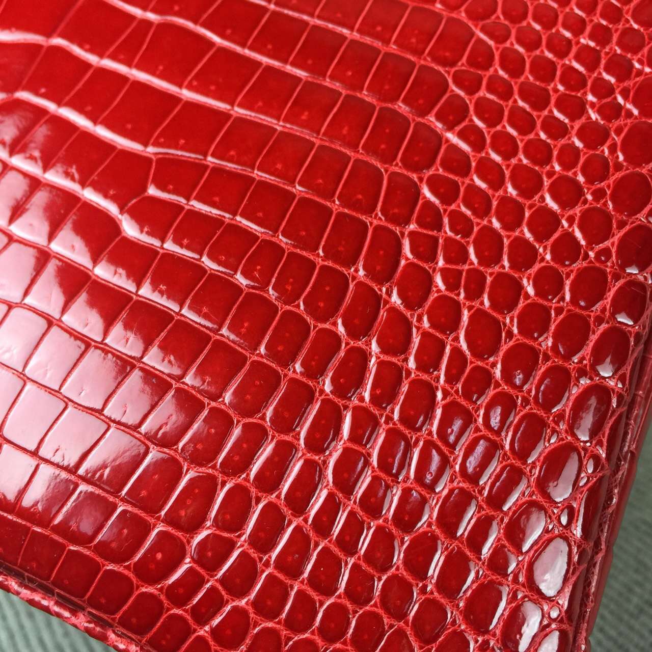 Hot Sale Hermes Crocodile Shiny Leather Birkin25cm in Braise Red