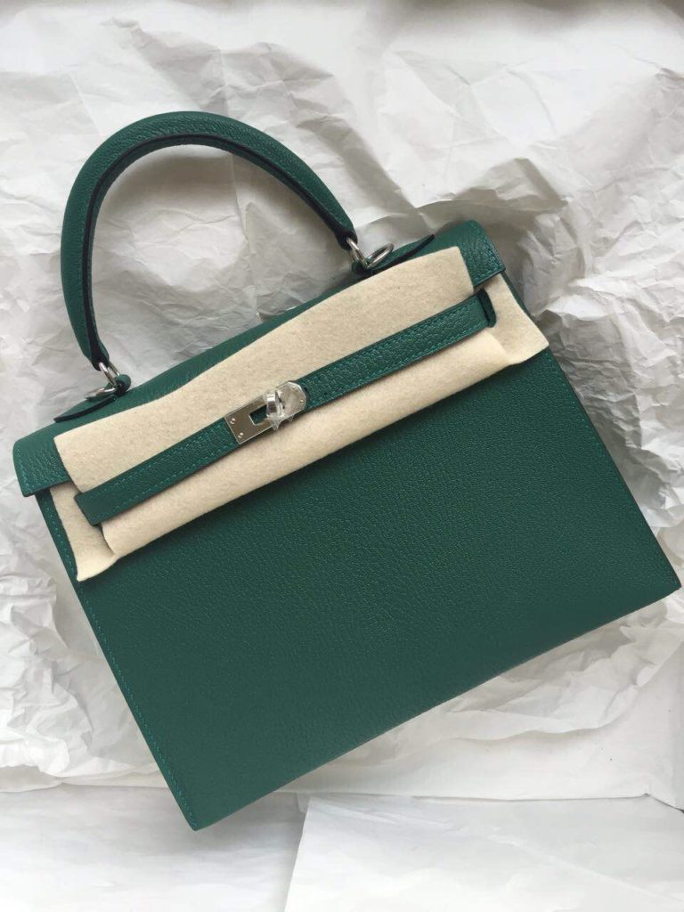 Hand Stitching Hermes Kelly Bag Sellier  25cm in Malachite Chevre Leather Silver Hardware