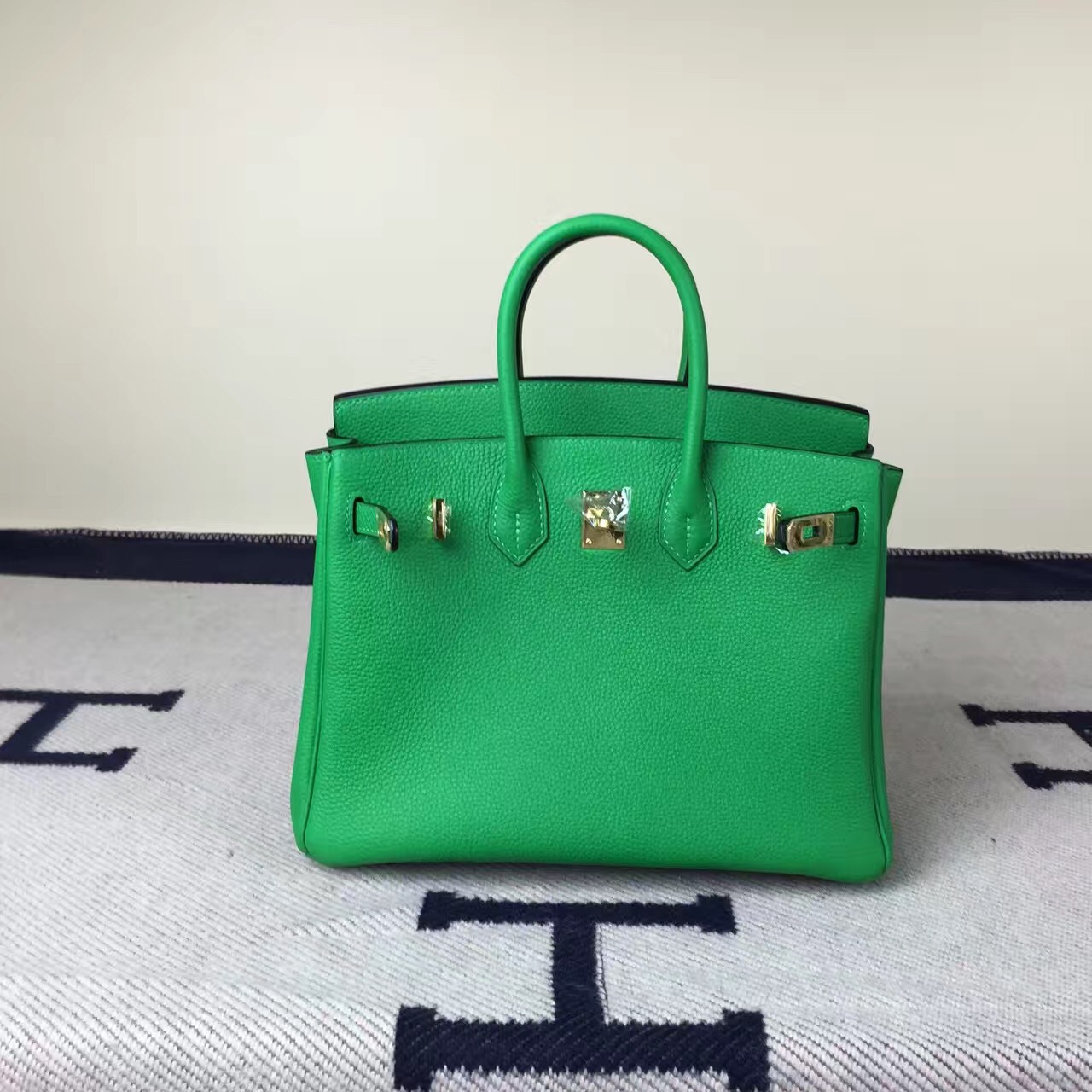 Hand Stitching Hermes Togo Leather Birkin Bag 25cm in 1K Bamboo Green