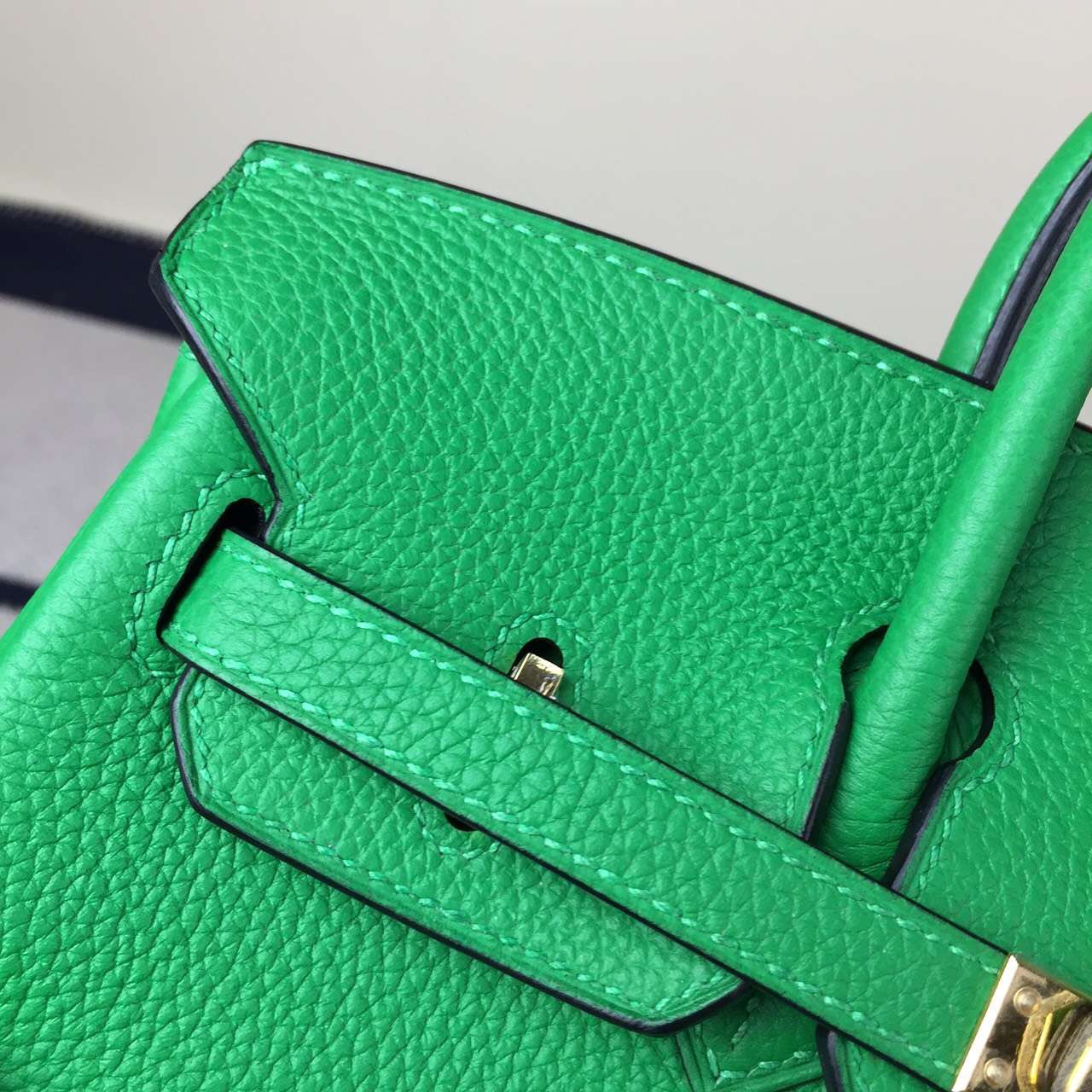 Hand Stitching Hermes Togo Leather Birkin Bag 25cm in 1K Bamboo Green