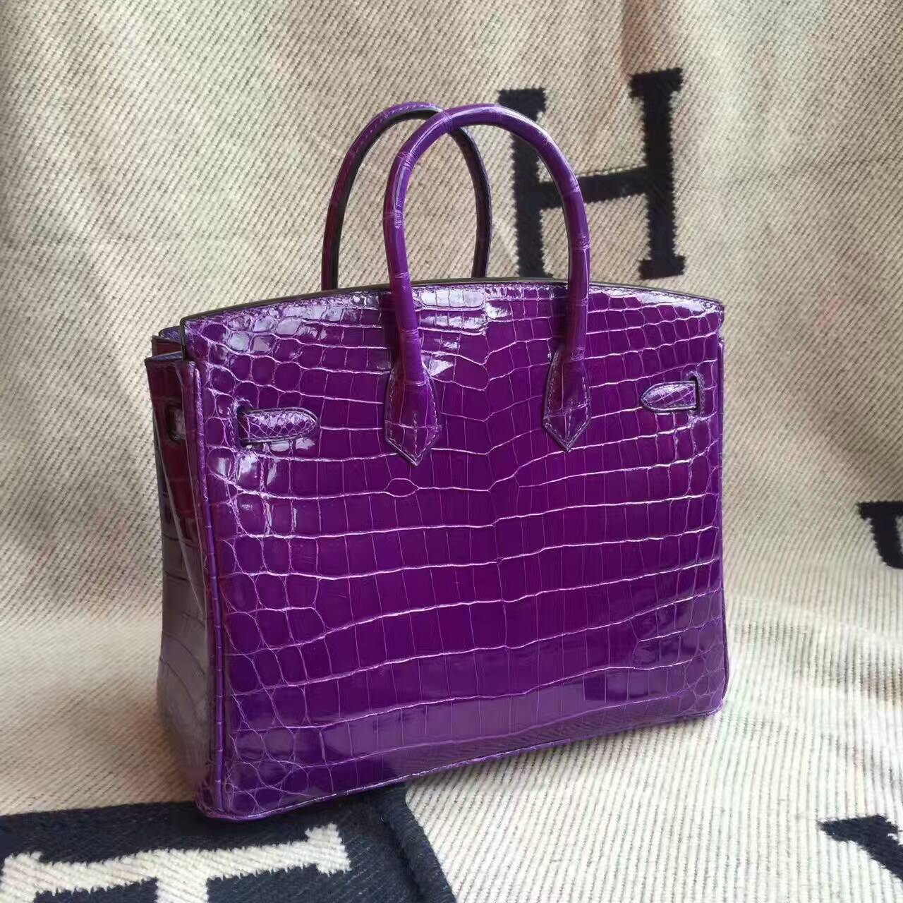 Discount Hermes Crocodile Shiny Leather Birkin Bag 25cm in 5L Ultraviolet