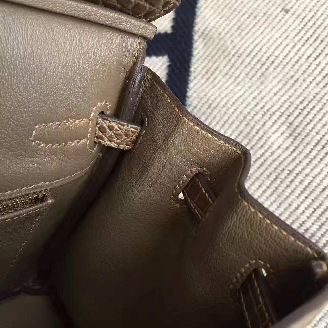 Sale Hermes Crocodile Matt Leather Birkin Bag25cm in Gold Color