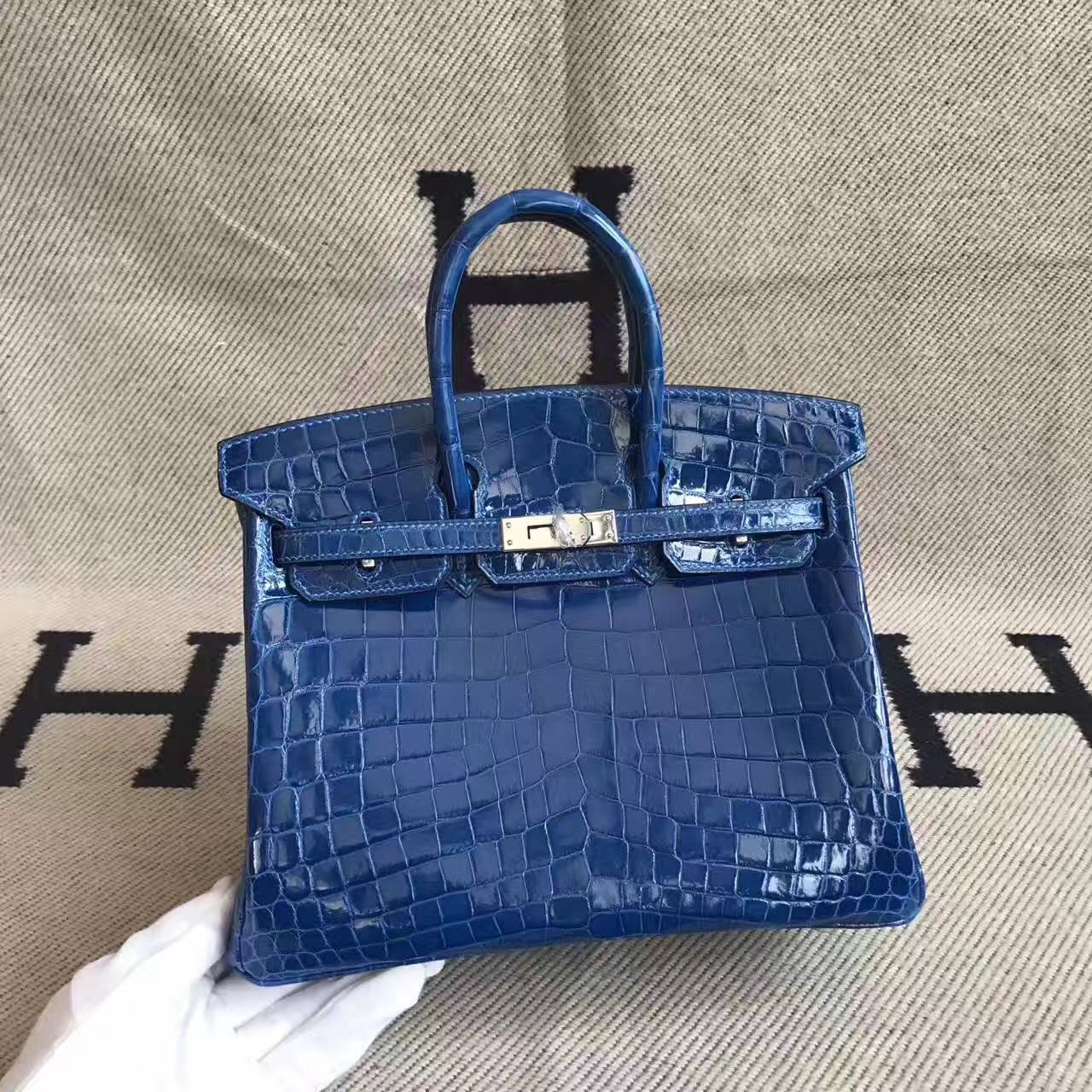 High Quality Hermes 7Q Mykonos Blue Crocodile Shiny Leather Birkin Bag 25cm