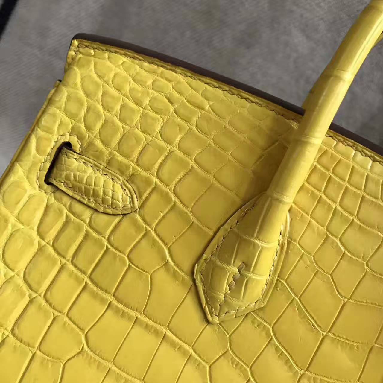 Hand Stitching Hermes 9R Lemon Yellow Crocodile Matt Birkin Bag 25cm