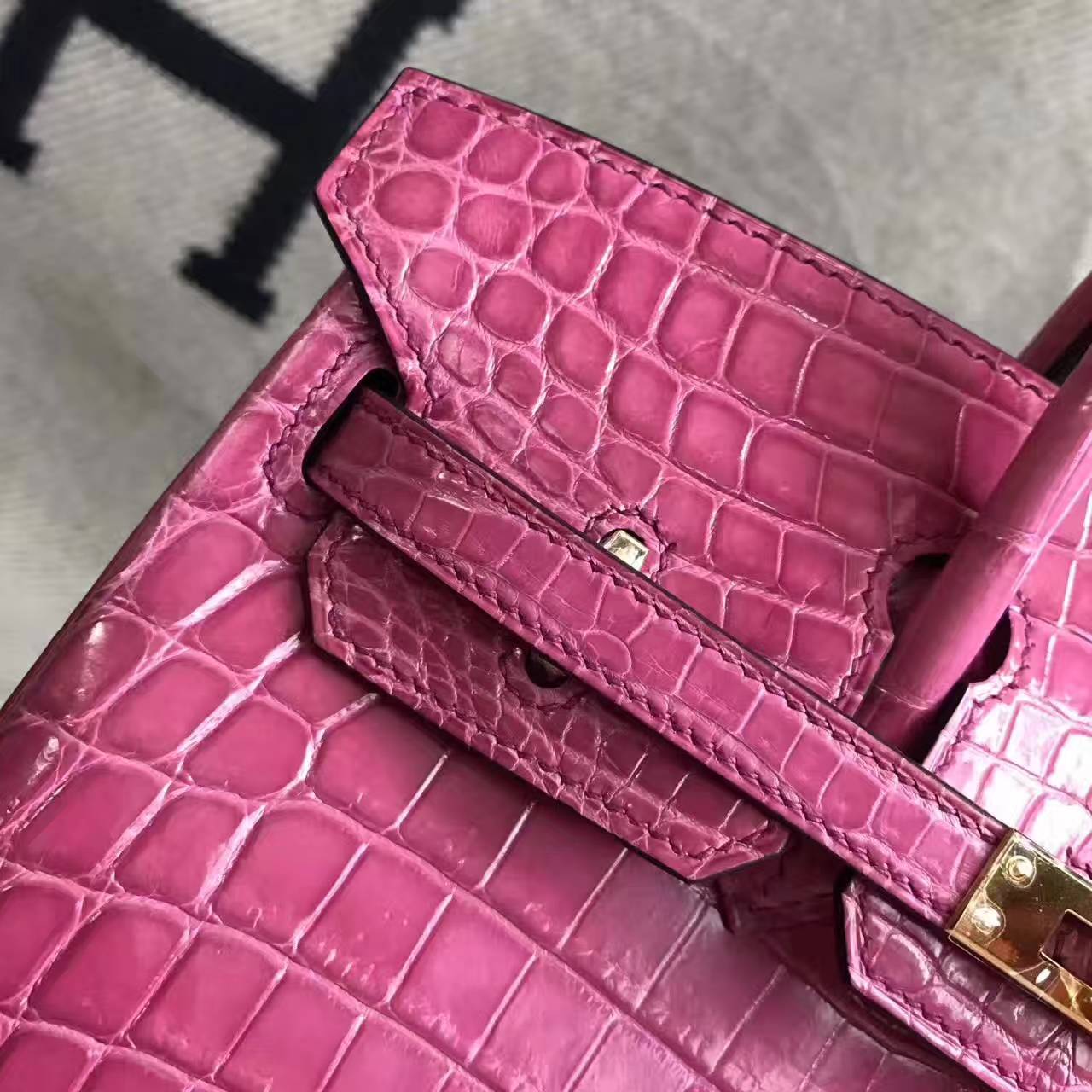 Luxury Hermes Shiny Crocodile Leather Birkin Bag 25cm in 5E Hot Pink