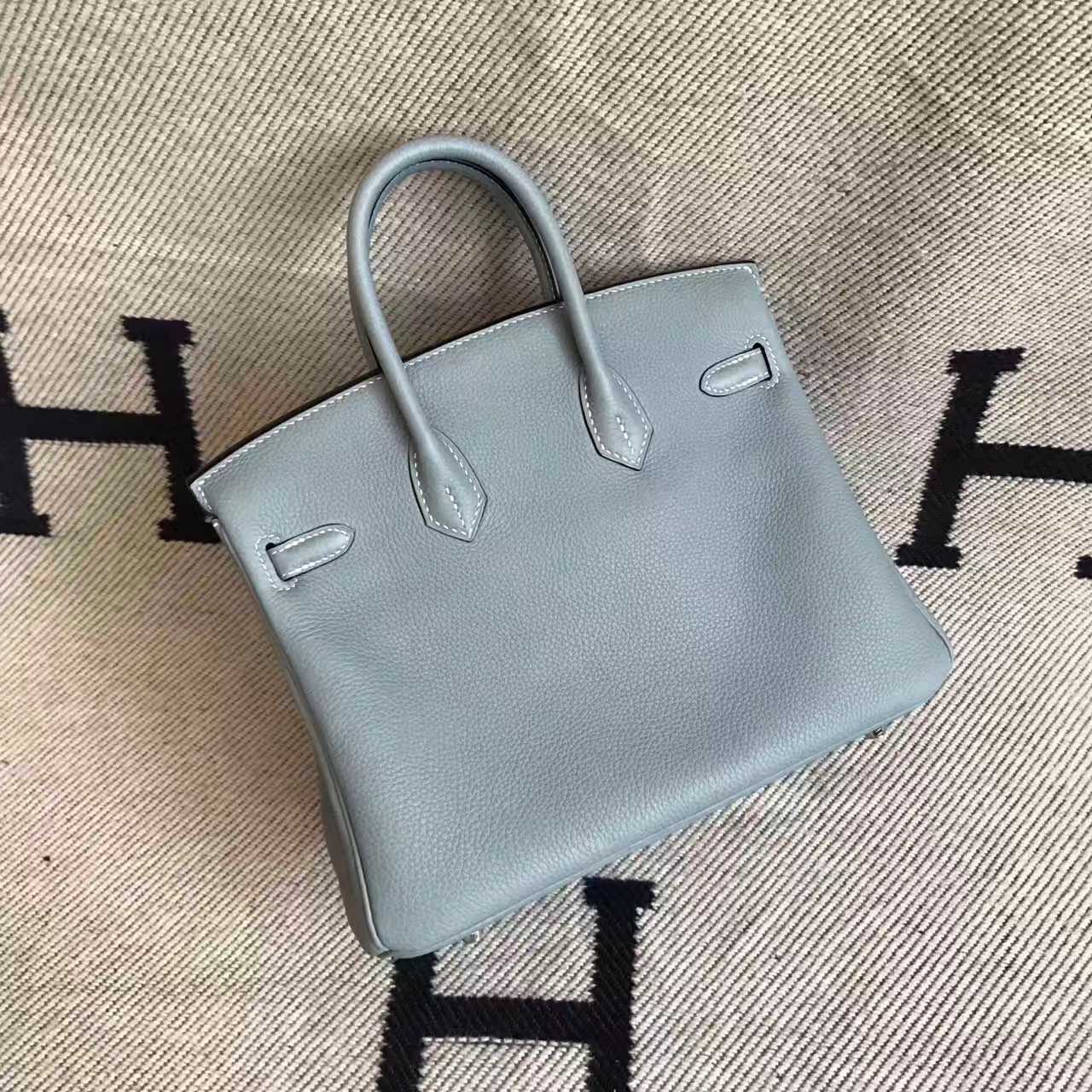Hand Stitching Hermes Birkin Bag 25cm in J7 Blue Lin Togo Leather