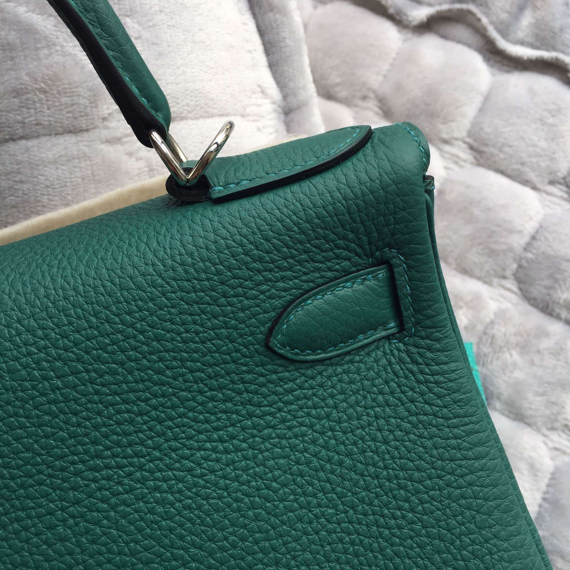 Wholesale Hermes Kelly Bag Retourne 28CM in Z6 Malachite Color Togo Leather