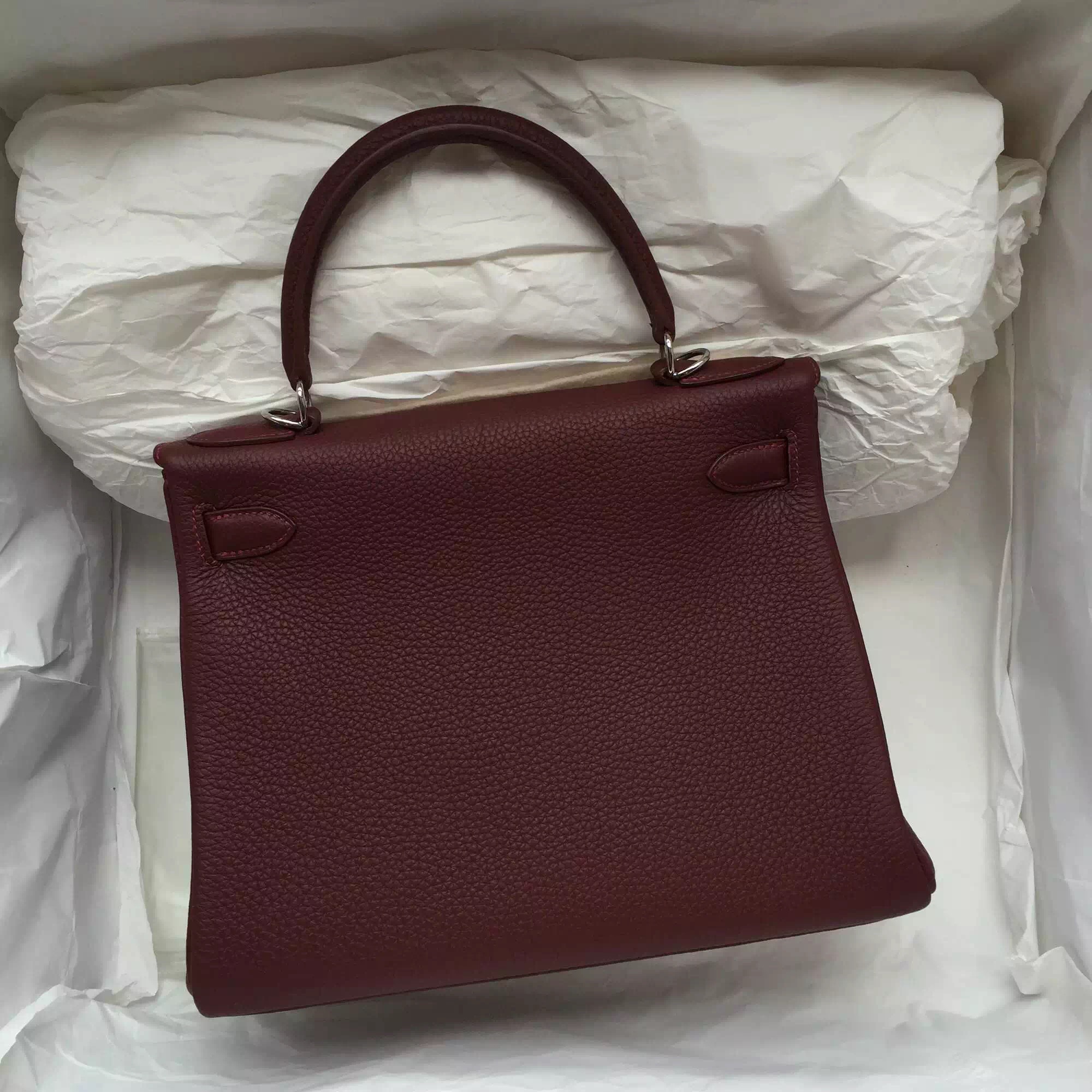 Elegant Hermes Kelly Bag 28CM in B5 Ruby Red France Togo Leather Silver Herdware Handbag