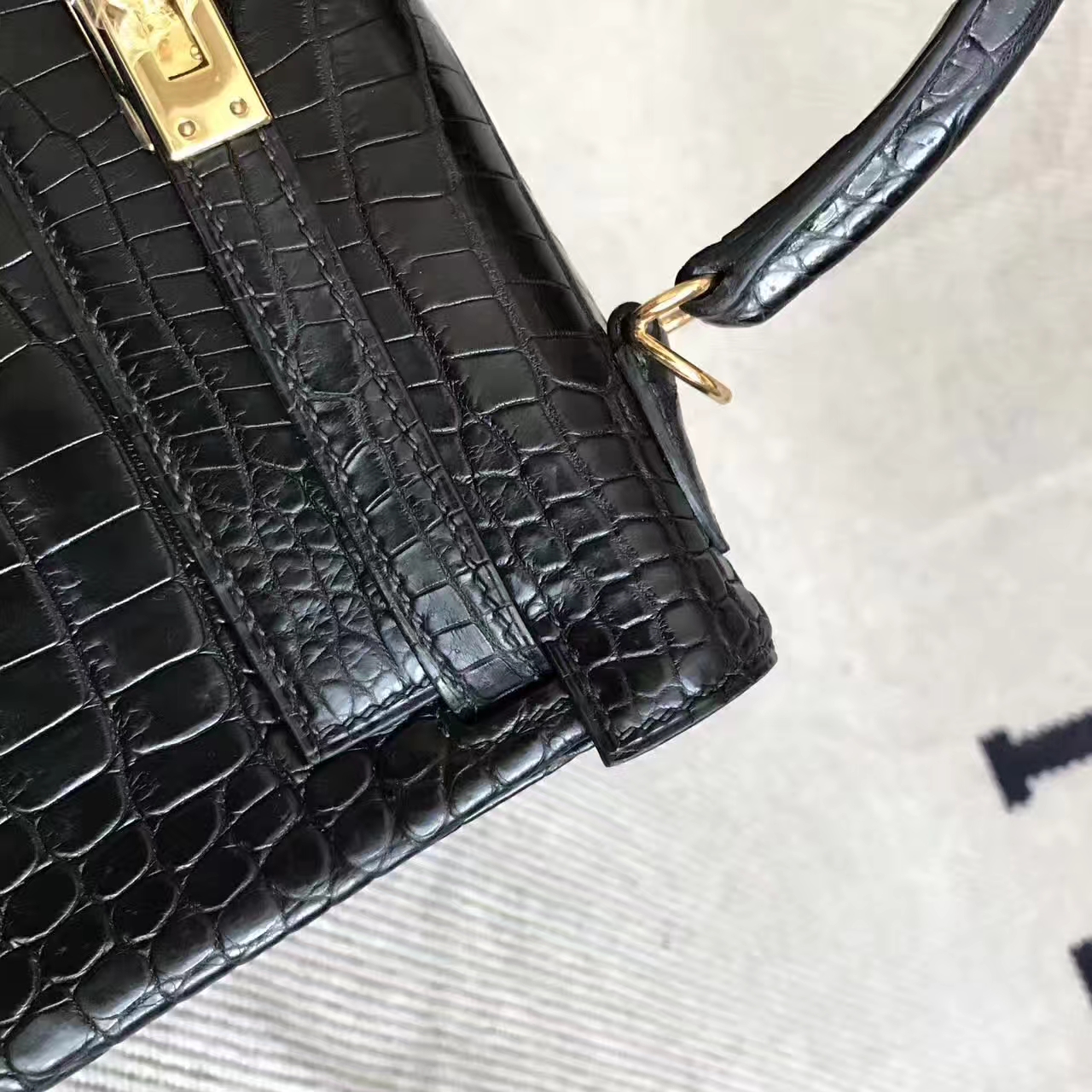 High Quality Hermes Kelly Bag 25CM in CK89 Black Porosus Matt Leather