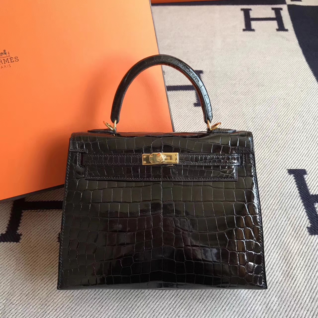 Discount Hermes Kelly Bag25cm in CK89 Black Crocodile Shiny Leather