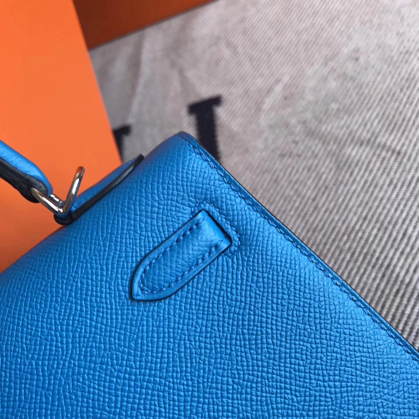 Luxury Hermes Kelly25cm Bag in B3 Blue Zanzibar Epsom Leather Silver Hardware