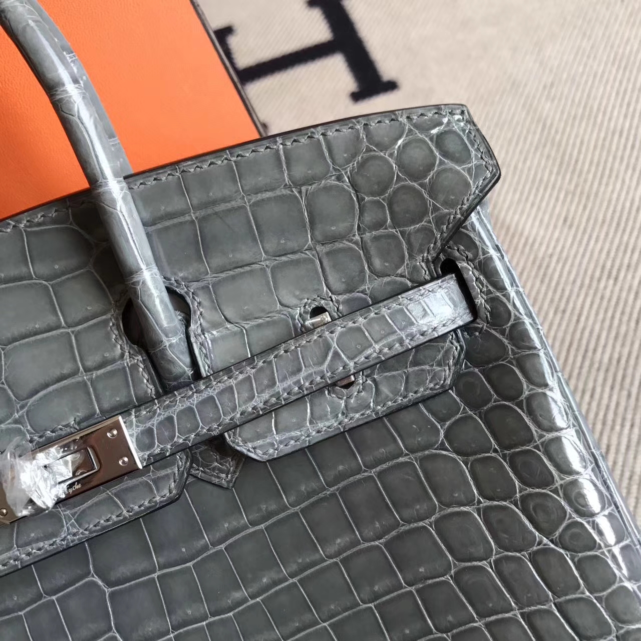 Wholesale Hermes Crocodile Shiny Birkin Handbag25cm in Mousse Grey