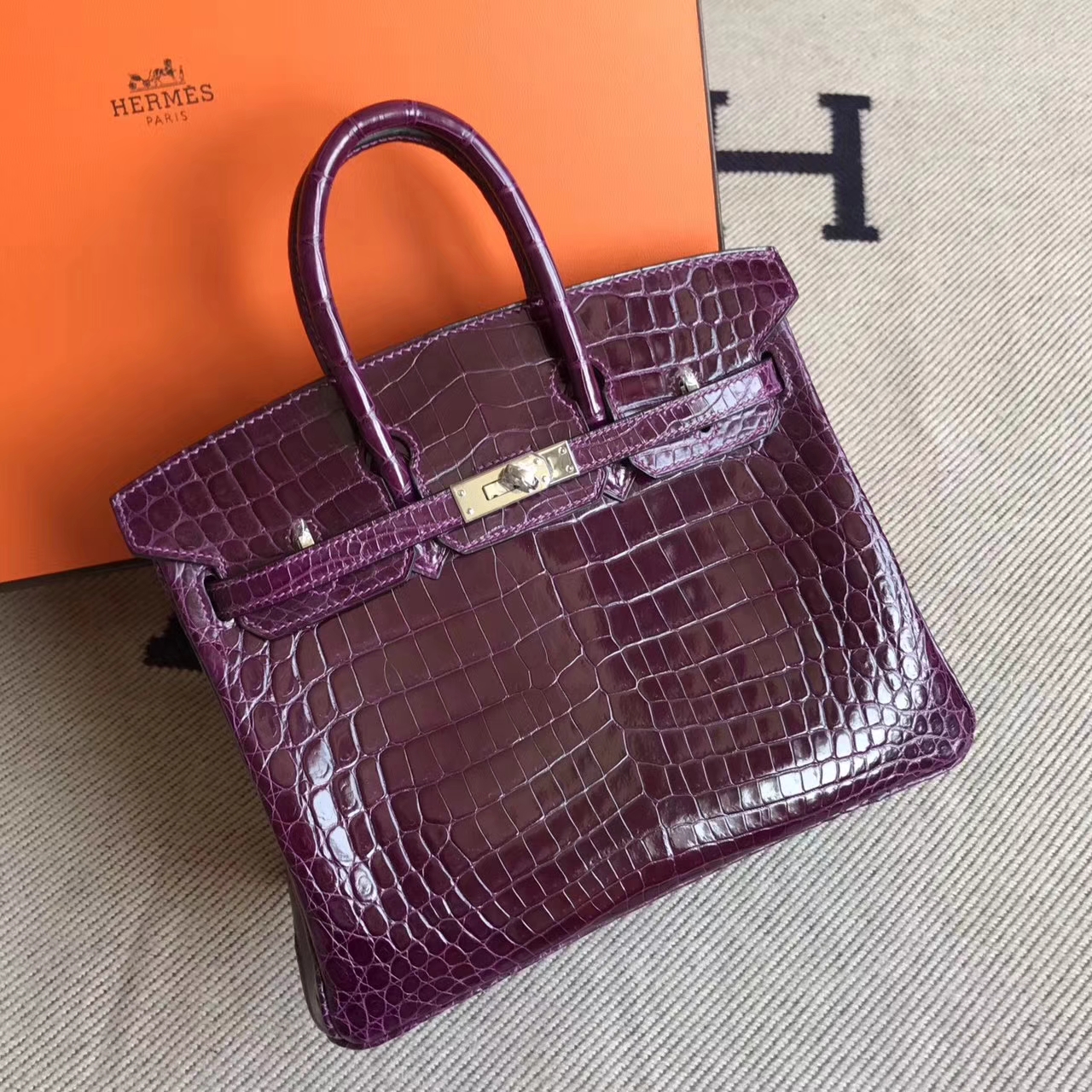 Fashion Hermes Grape Purple Crocodile Shiny Leather Birkin25cm Bag Silver Hardware