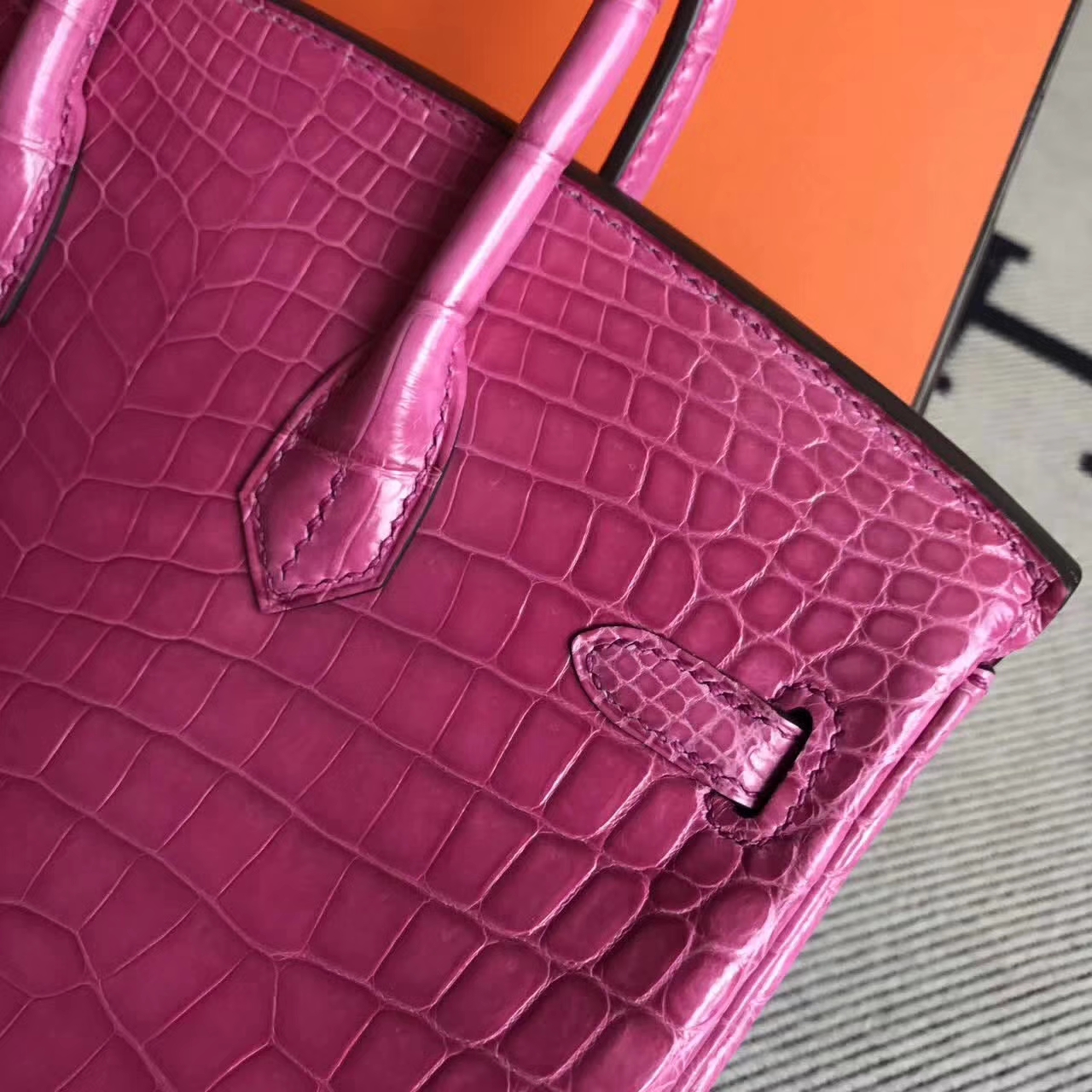 Hand Stitching Hermes E5 Rose Tyrien Crocodile Shiny Leather Birkin25cm Handbag