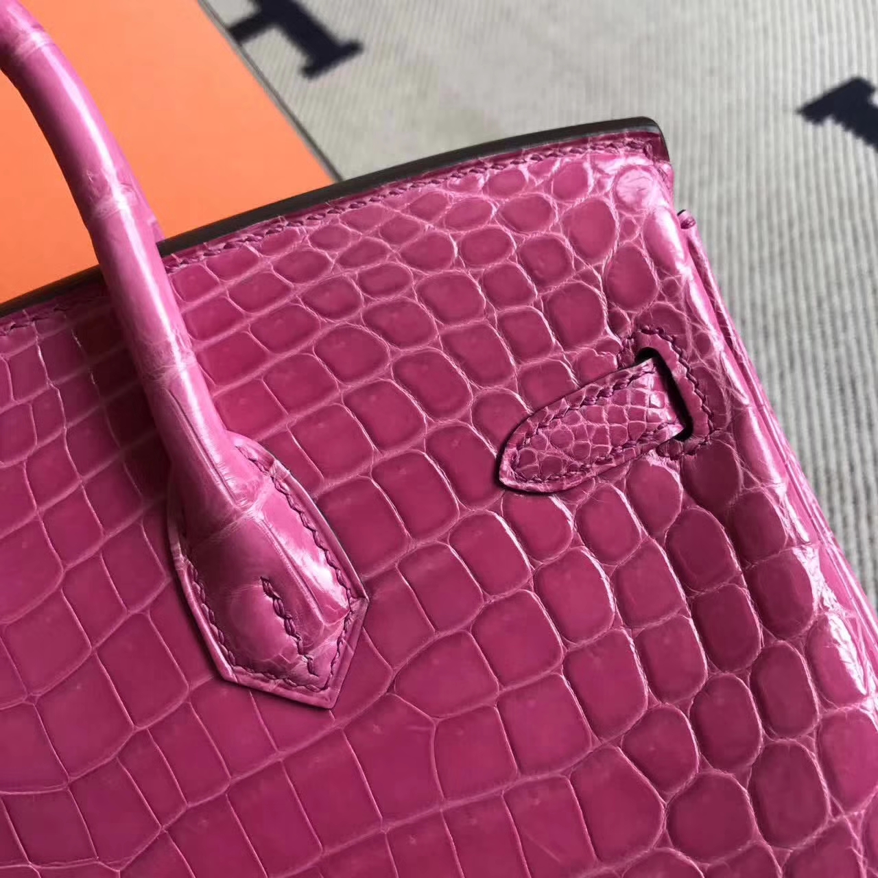 Hermes Crocodile Shiny Leather Birkin25cm Bag in E5 Rose Tyrien Silver Hardware