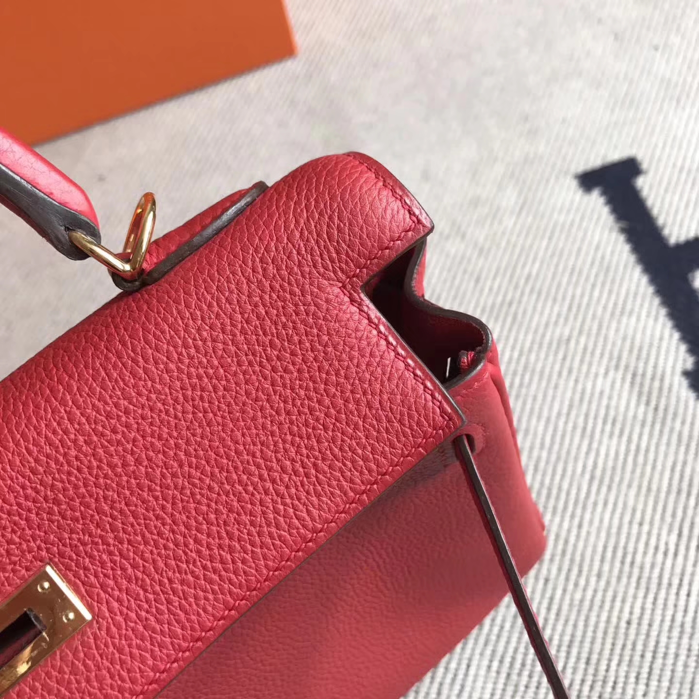 Wholesale Hermes Togo Calfskin Kelly25cm Bag in Q5 Rouge Casaque