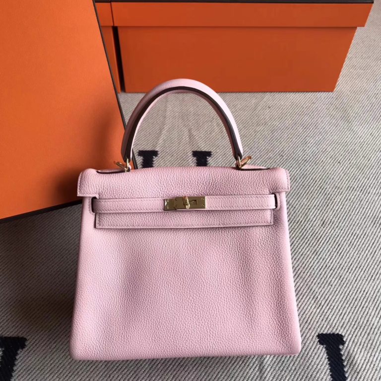 On Hermes 3Q Pink Togo Leather Kelly 25cm Handbag Gold Hardware