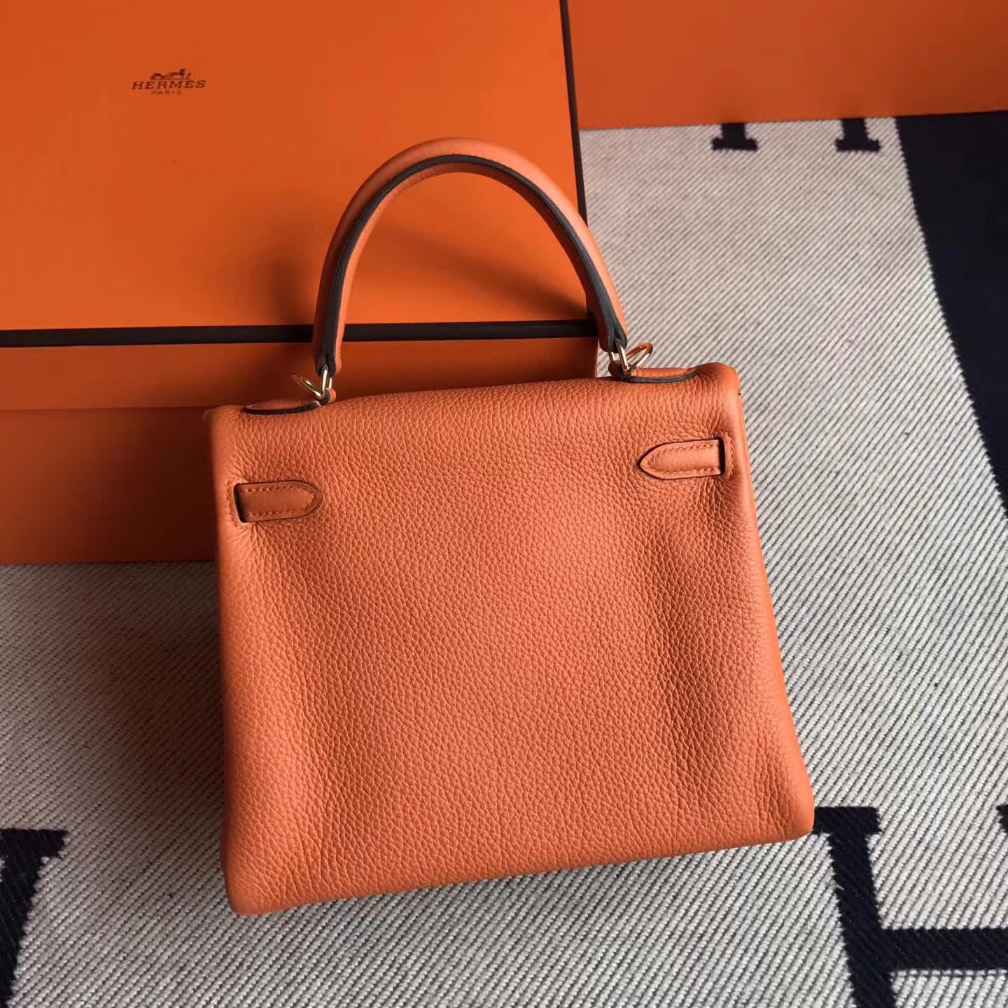 New Lovely Hermes Kelly Bag25cm in 93 Orange Togo Leather Gold Hardware