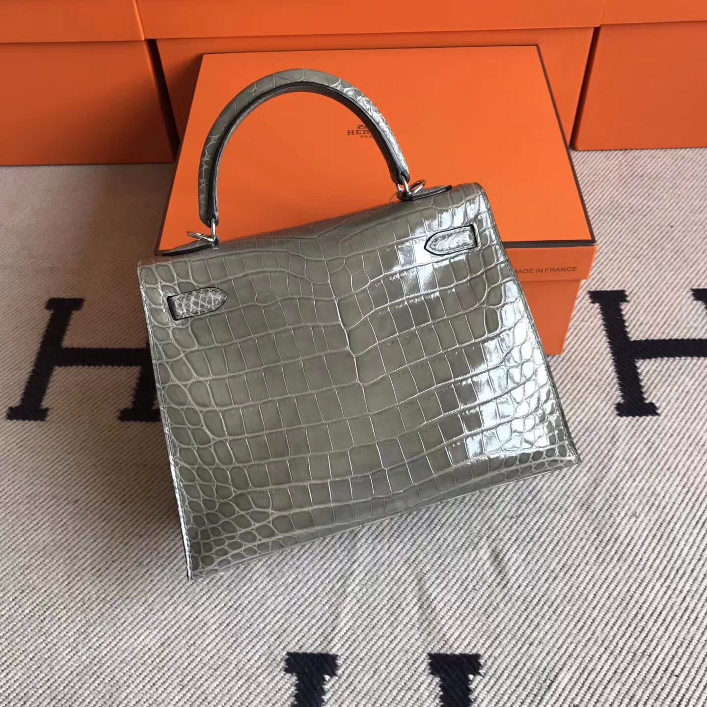 Discount Hermes Crocodile Shiny Leather Kelly Bag25cm in C81 Gris Tourterelle