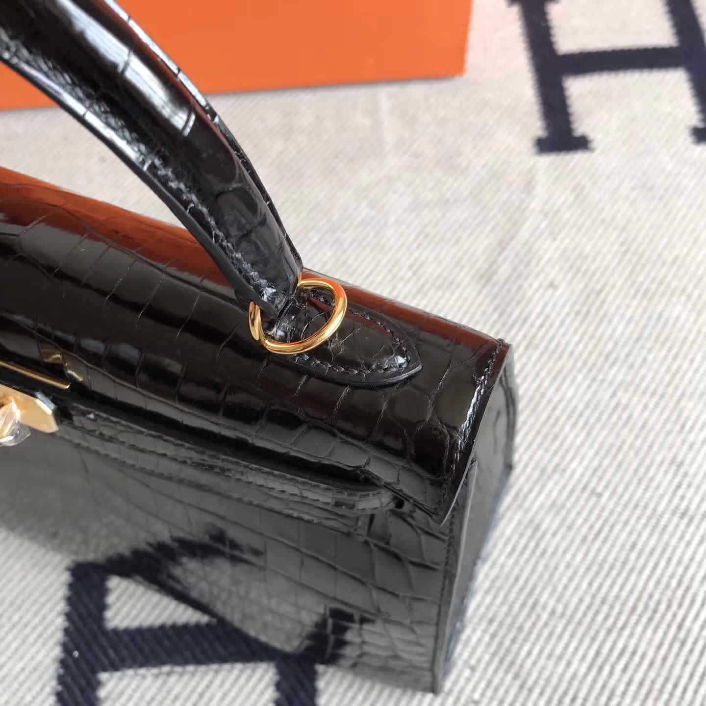 Cheap Hermes Kelly Bag25cm in CK89 Black Crocodile Shiny Leather Gold Hardware
