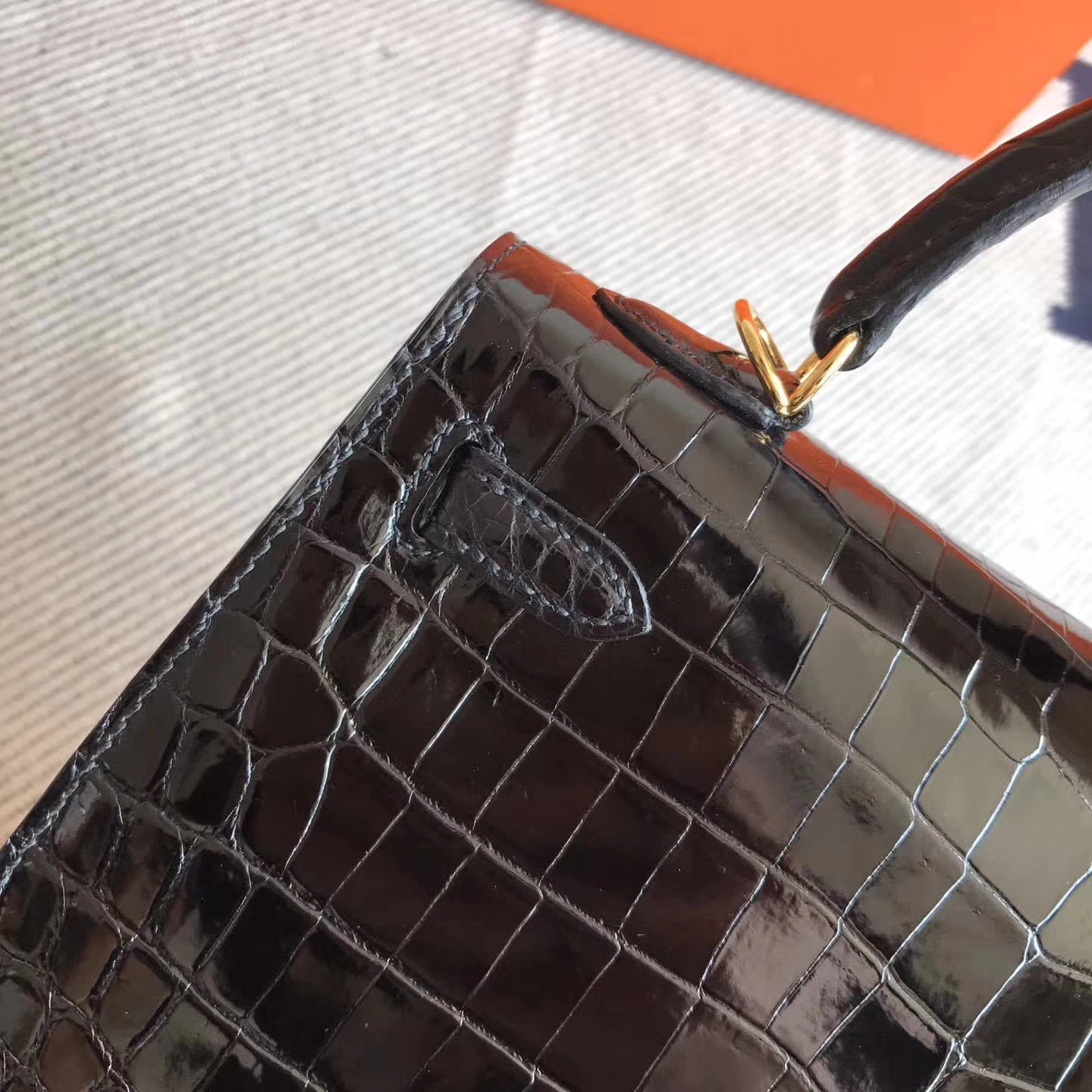 Cheap Hermes Kelly Bag25cm in CK89 Black Crocodile Shiny Leather Gold Hardware