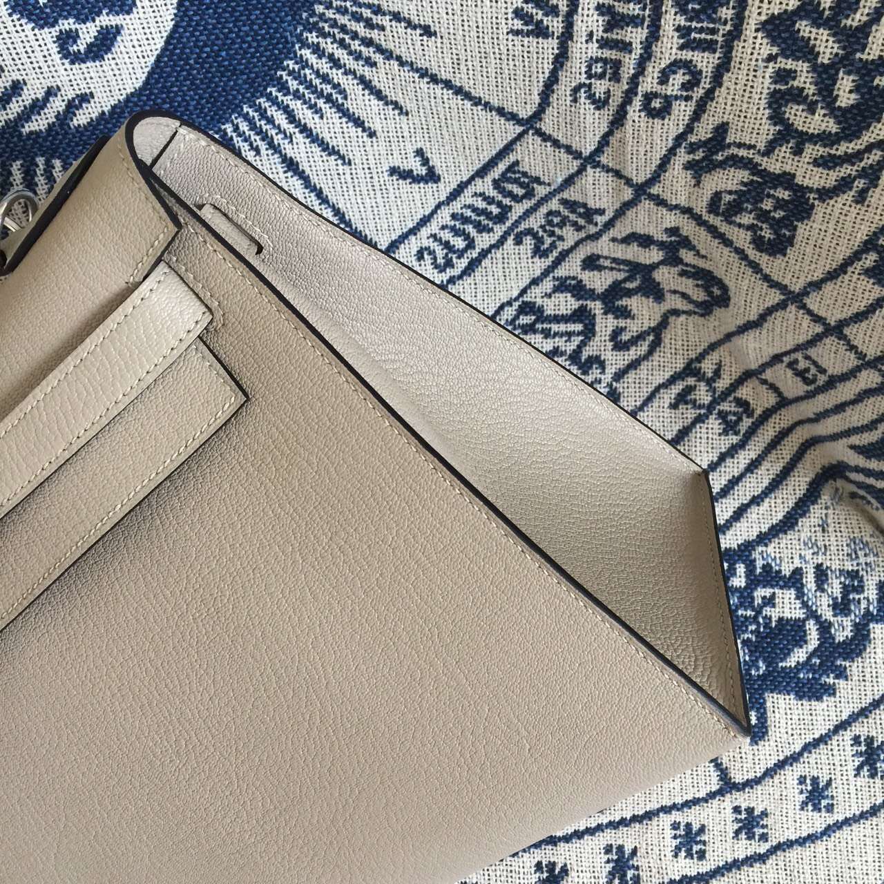 Cheap Hermes Gris Tourterelle Chevre Leather Sellier Kelly Bag Women&#8217;s Tote Bag